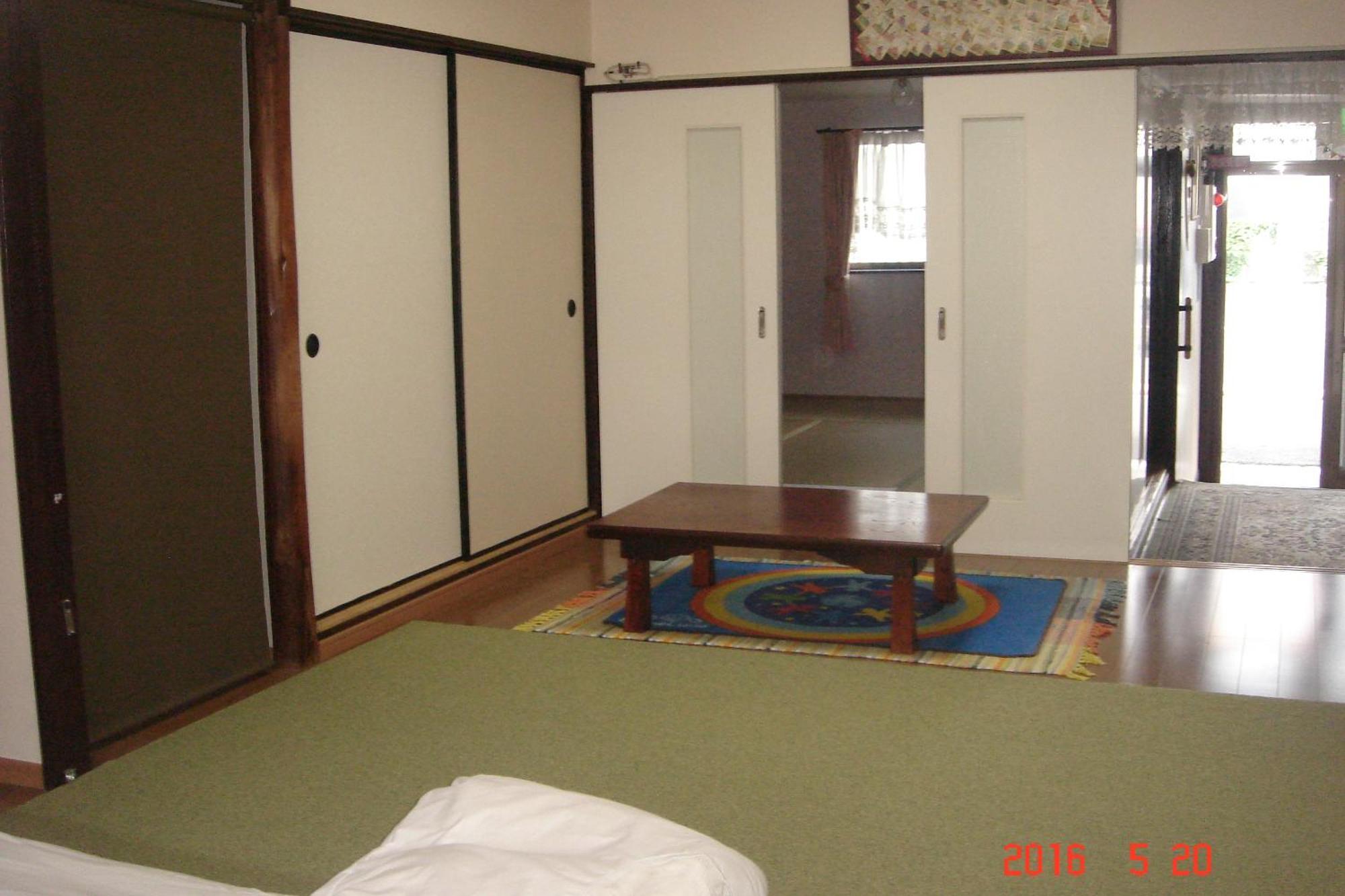 Guesthouse Siam Osaka Bagian luar foto