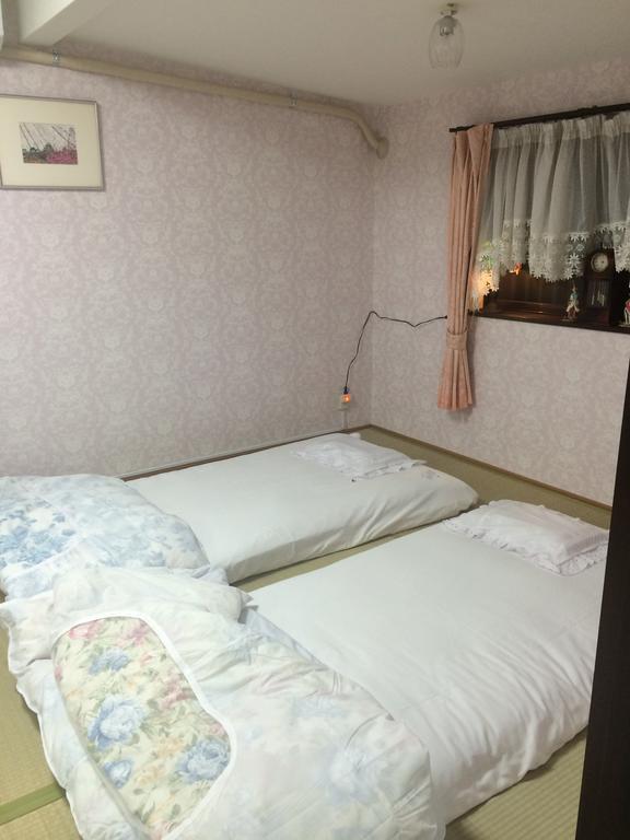 Guesthouse Siam Osaka Bagian luar foto