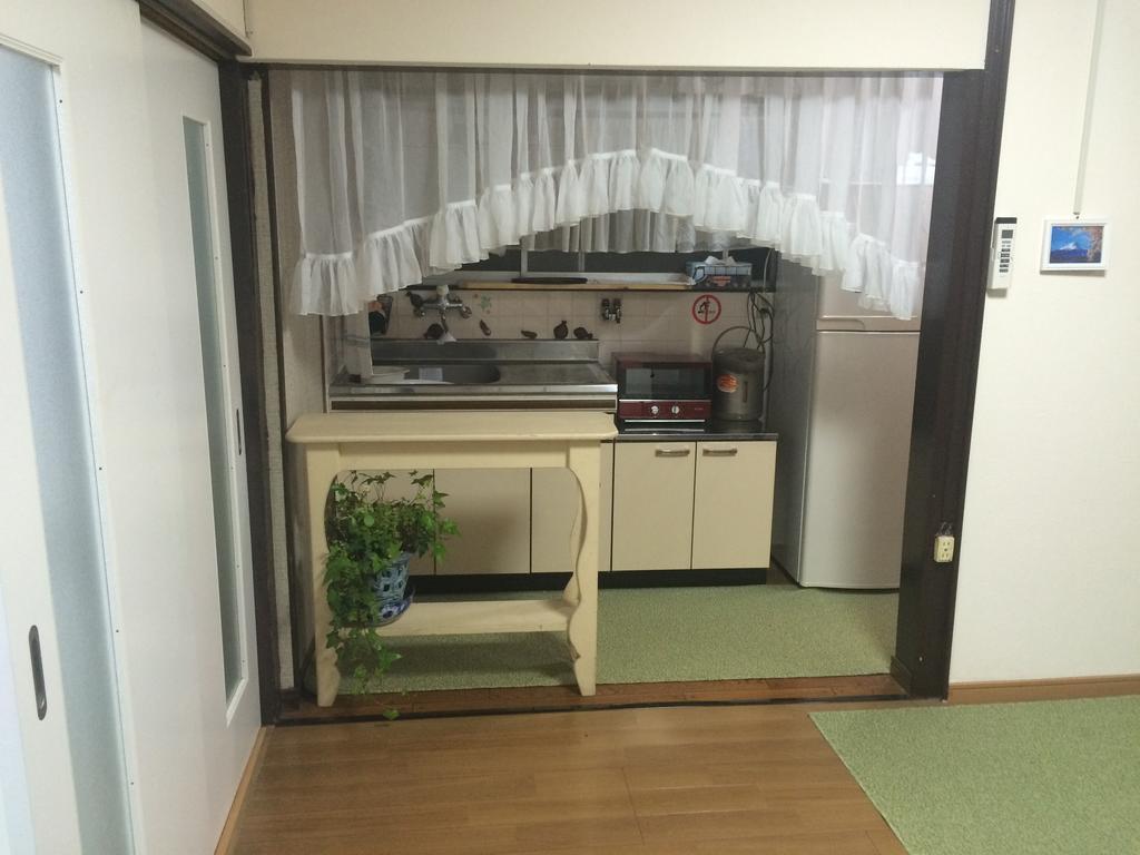 Guesthouse Siam Osaka Bagian luar foto