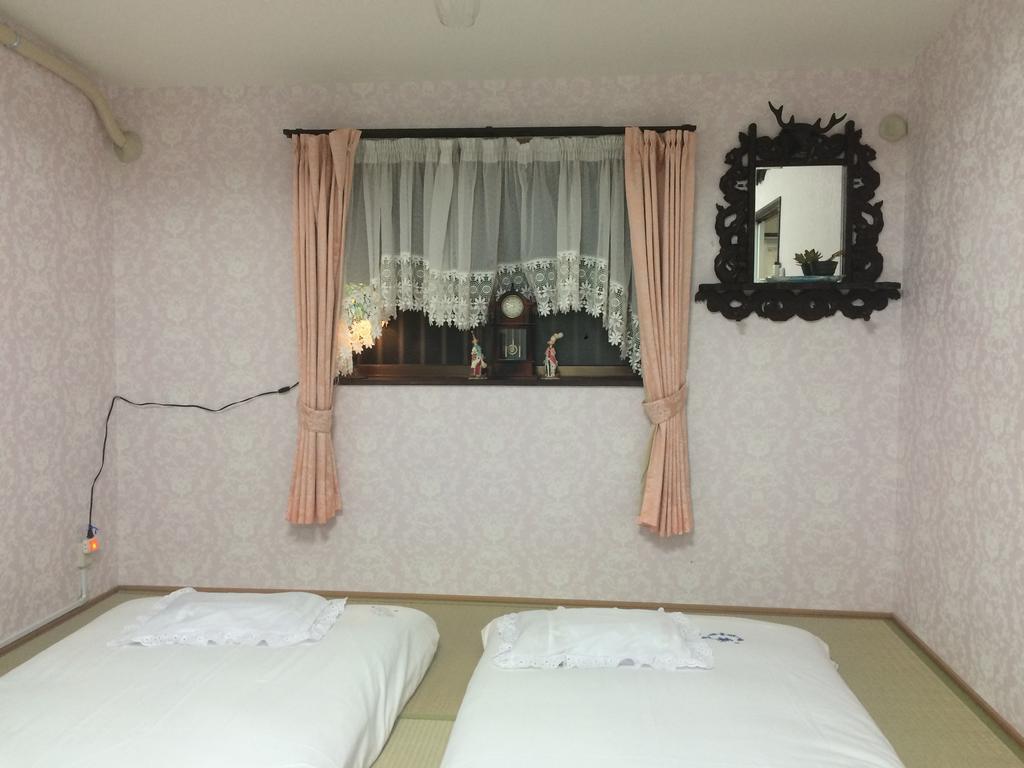 Guesthouse Siam Osaka Bagian luar foto